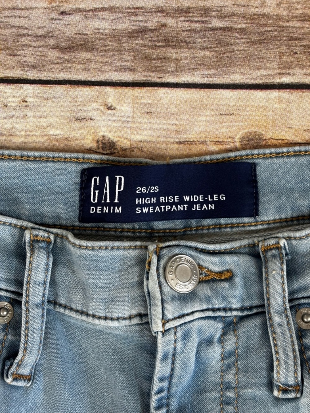 GAP Light Wash High Rise Wide-Leg Sweatpant Jeans Women 26, 2s - Picture 5 of 6